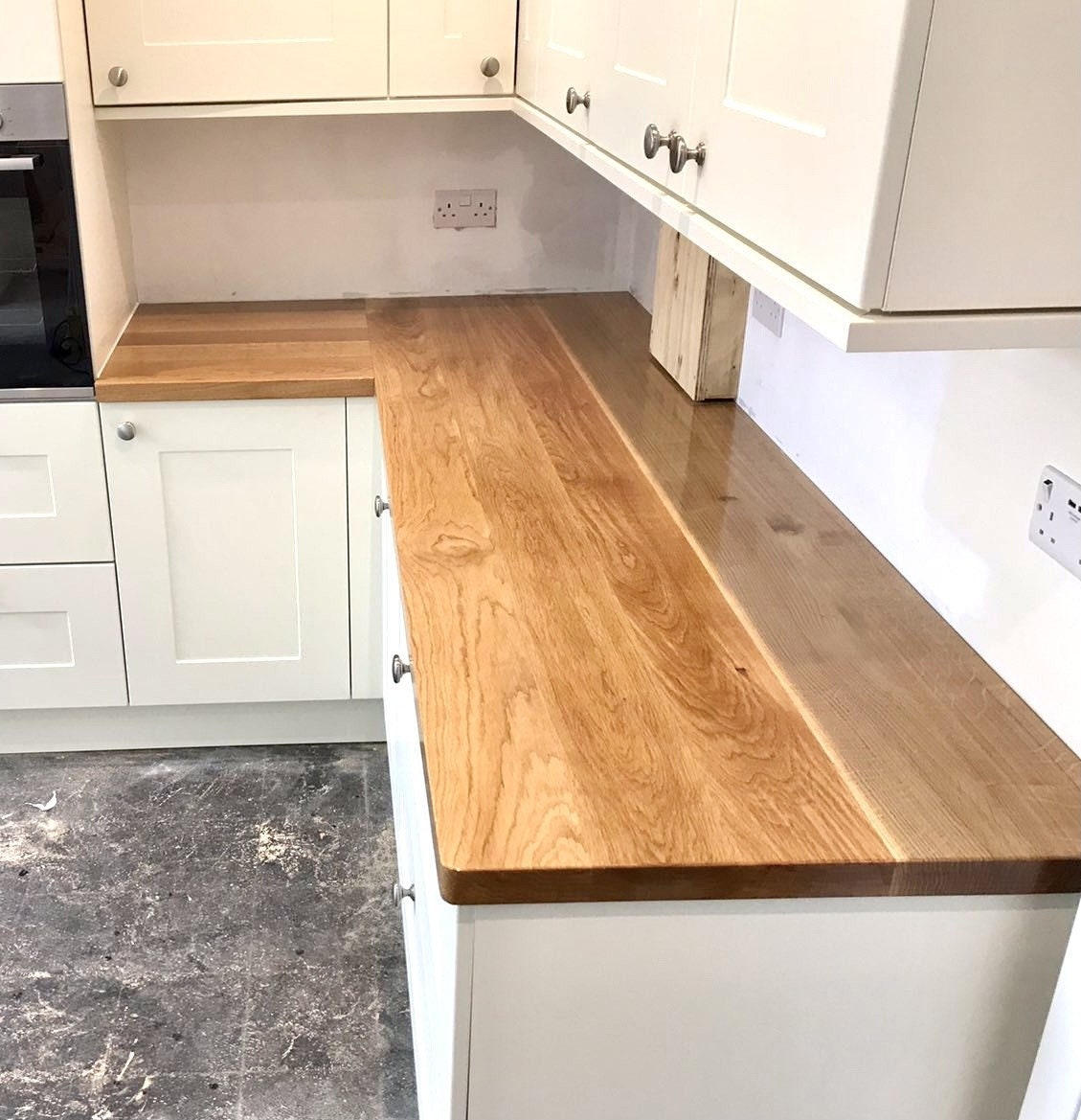 Full Stave Character Oak Worktops - FocusFive Designs