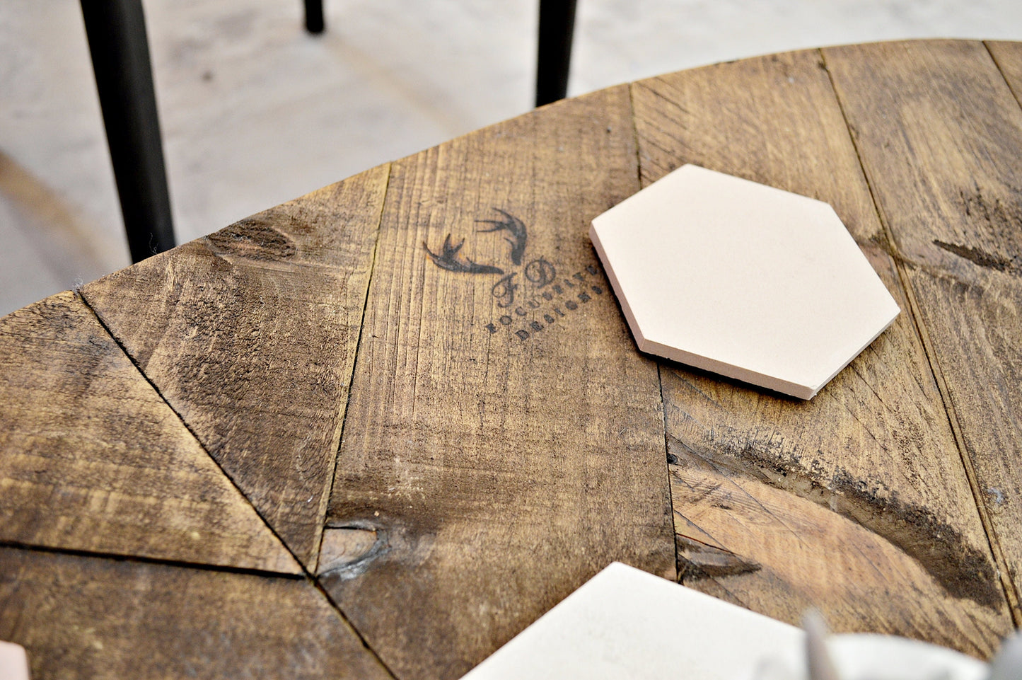 Ovale Reclaimed Wood Coffee Table