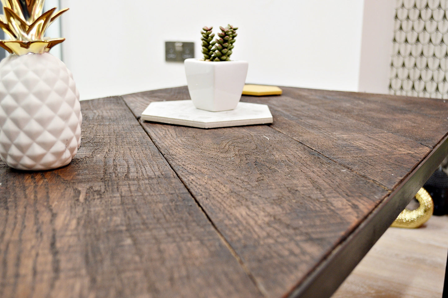 Angolo Character Oak Coffee Table